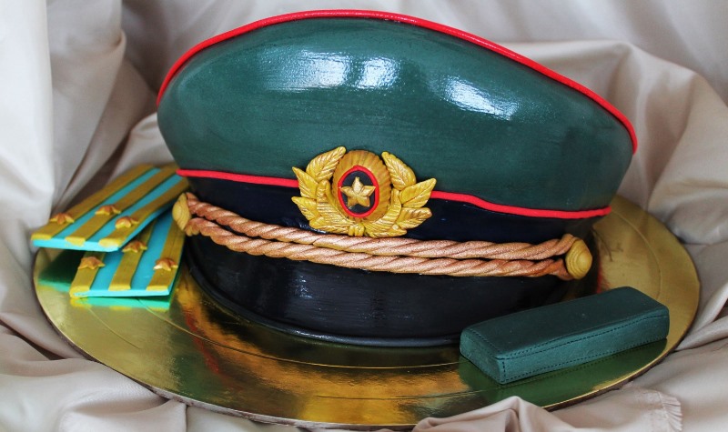 Оригинальный торт в подарок военному