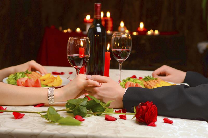 Романтический ужин при свечах 